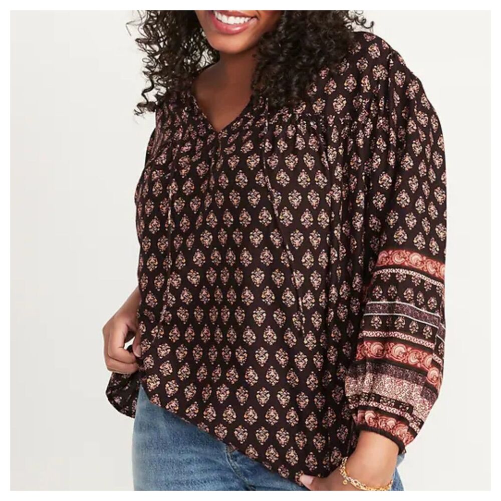 Old Navy Long-Sleeve Smocked Printed Poet Blouse